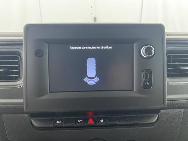 Vente en ligne Renault Master 3 Fourgon MASTER FGN TRAC F3500 L1H1 DCI 135 au prix de 24 490 €