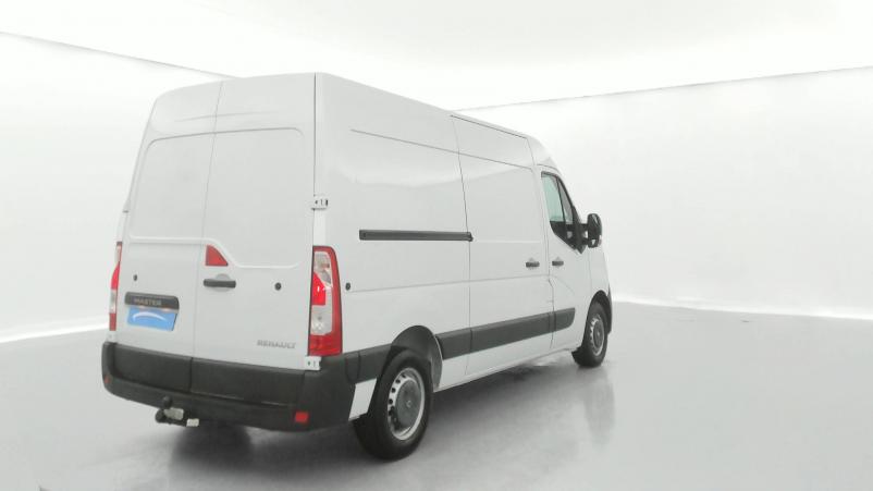 Vente en ligne Renault Master 3 Fourgon MASTER FGN TRAC F3500 L1H1 DCI 135 au prix de 24 490 €