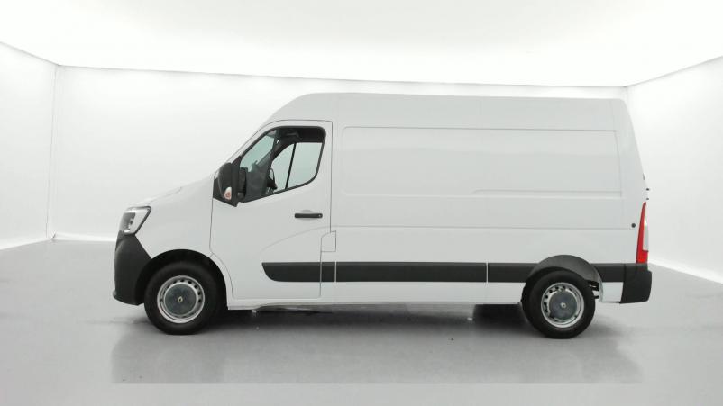 Vente en ligne Renault Master 3 Fourgon MASTER FGN TRAC F3500 L2H2 DCI 135 au prix de 24 490 €