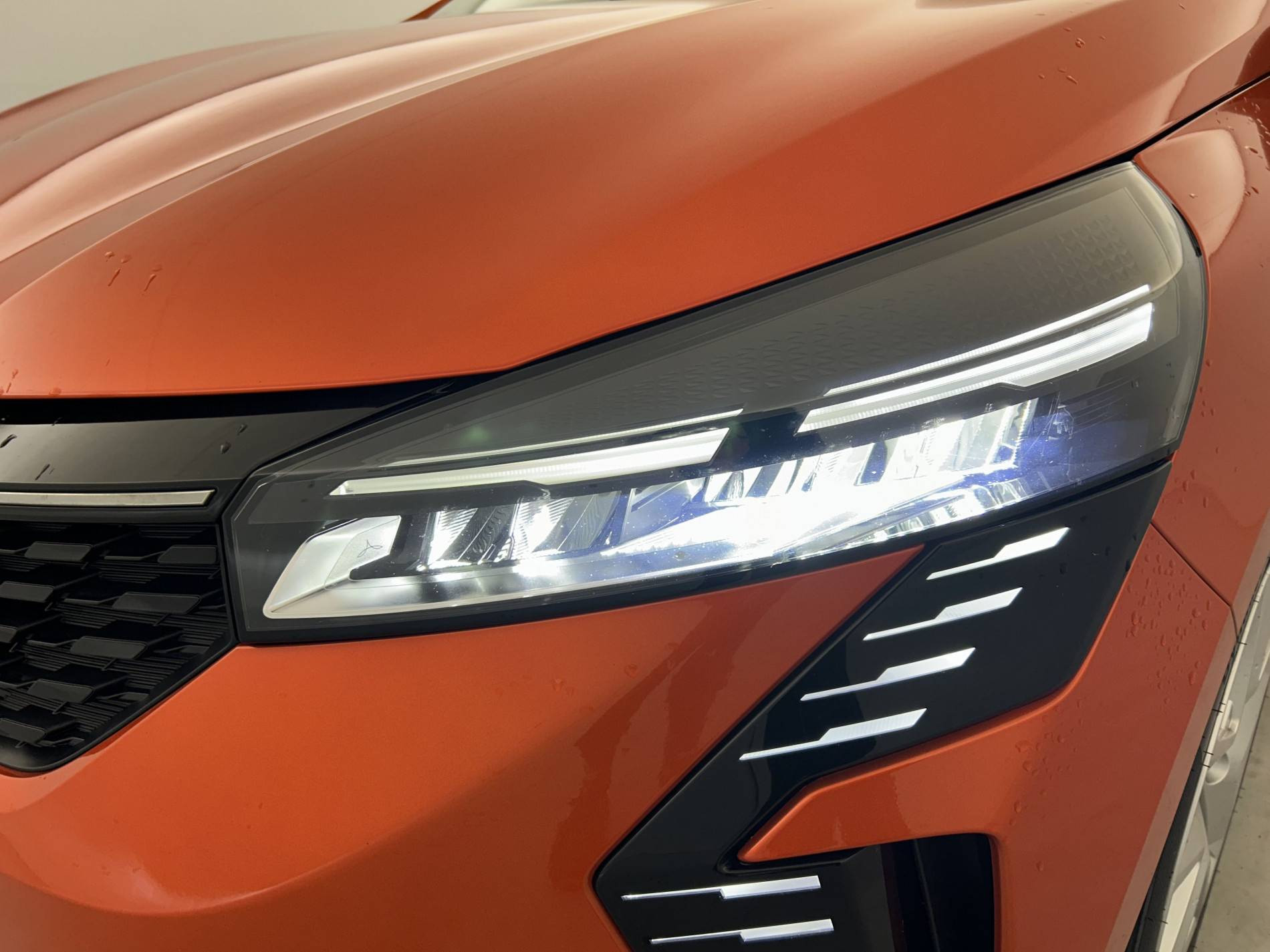 Vente en ligne Renault Clio 5 Clio TCe 90 au prix de 15 490 €