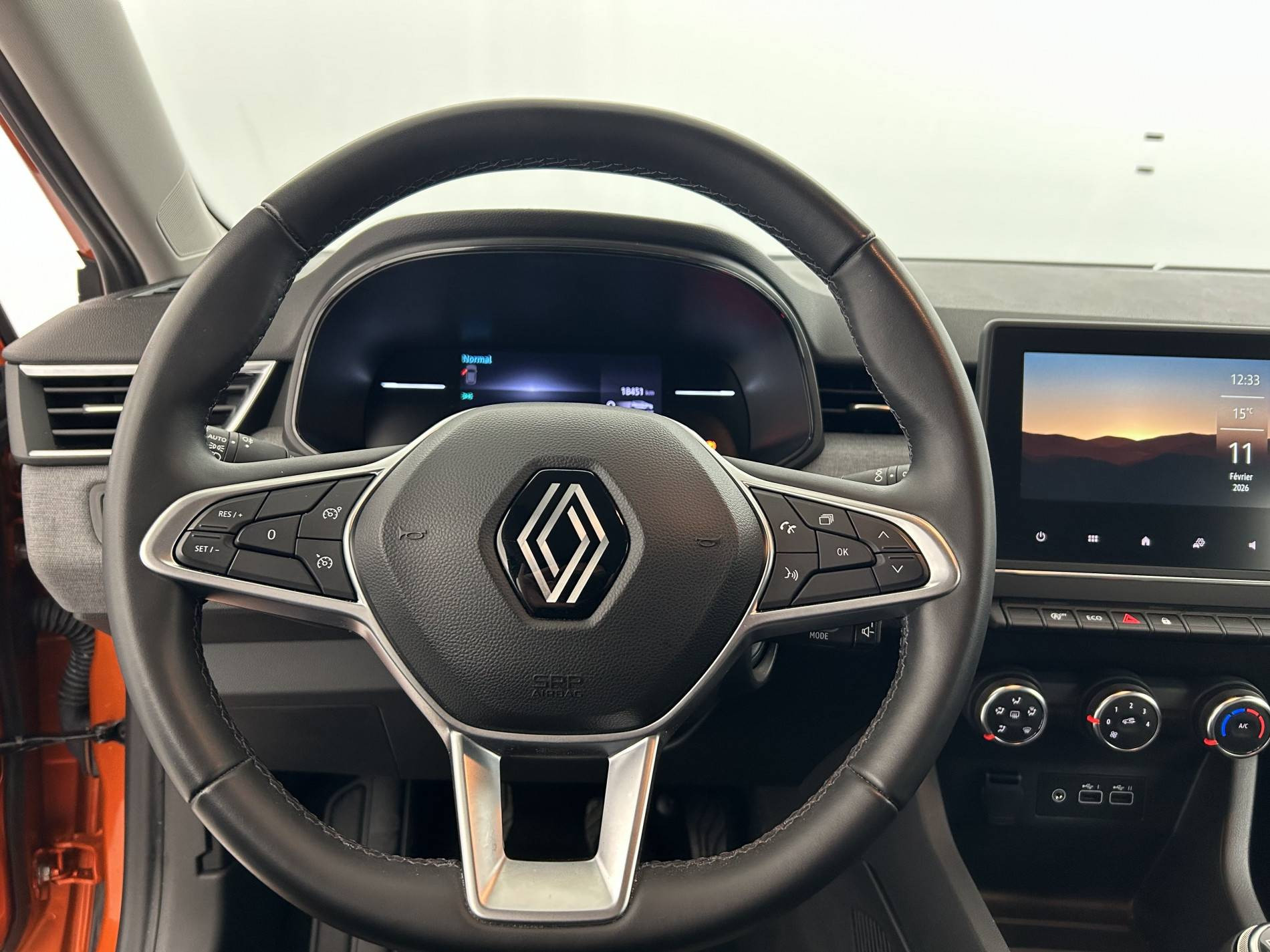 Vente en ligne Renault Clio 5 Clio TCe 90 au prix de 15 490 €