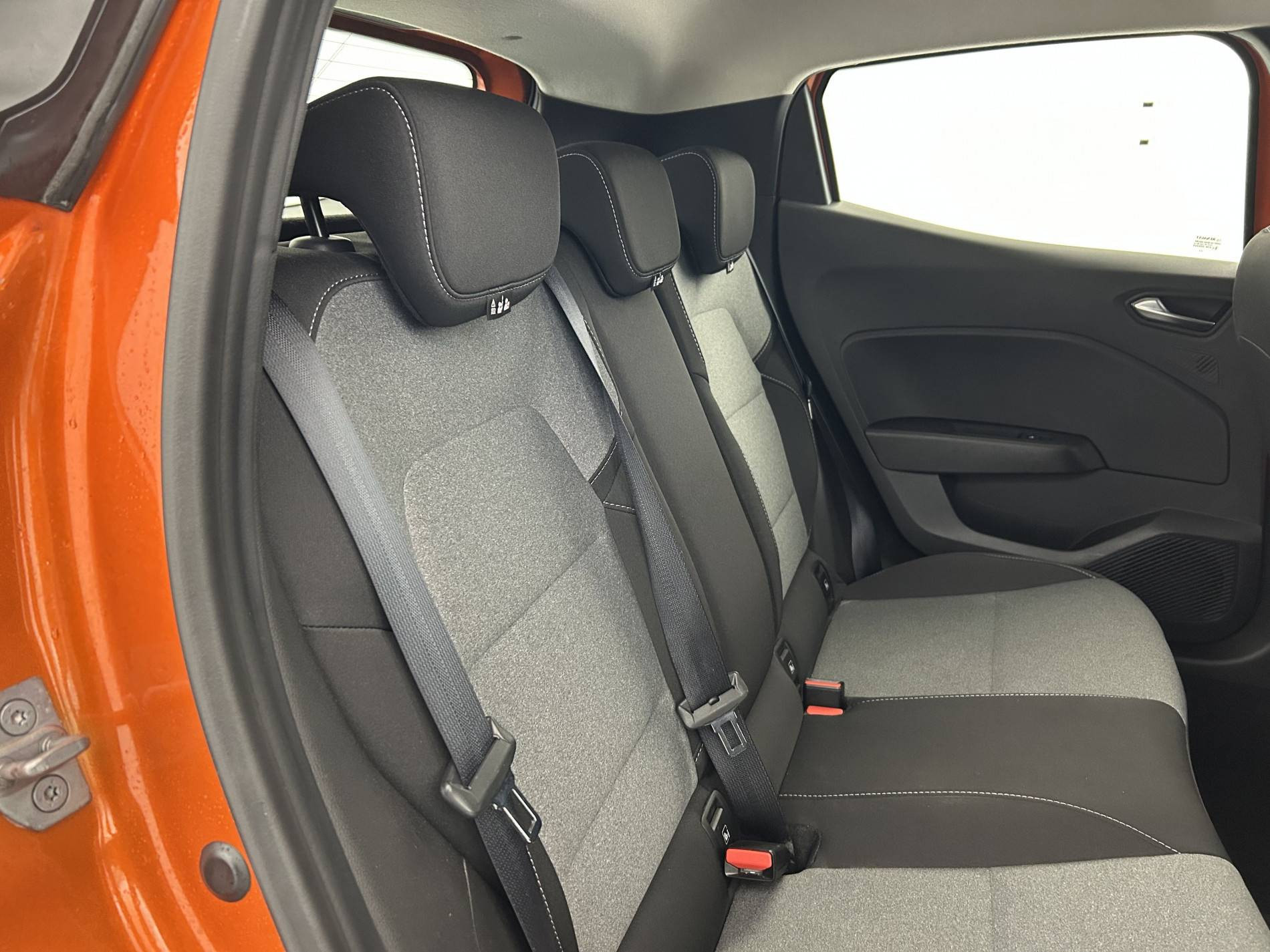 Vente en ligne Renault Clio 5 Clio TCe 90 au prix de 15 490 €