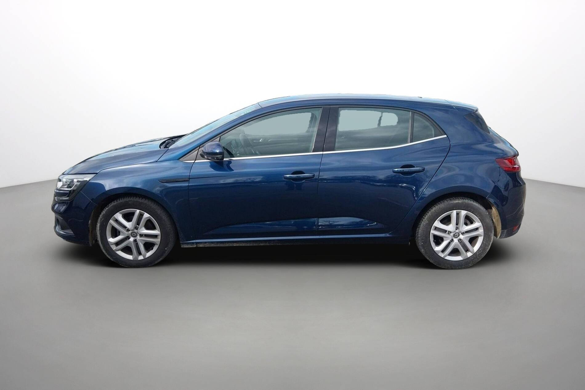 Vente en ligne Renault Megane 4 Mégane IV Berline Blue dCi 115 EDC au prix de 16 400 €
