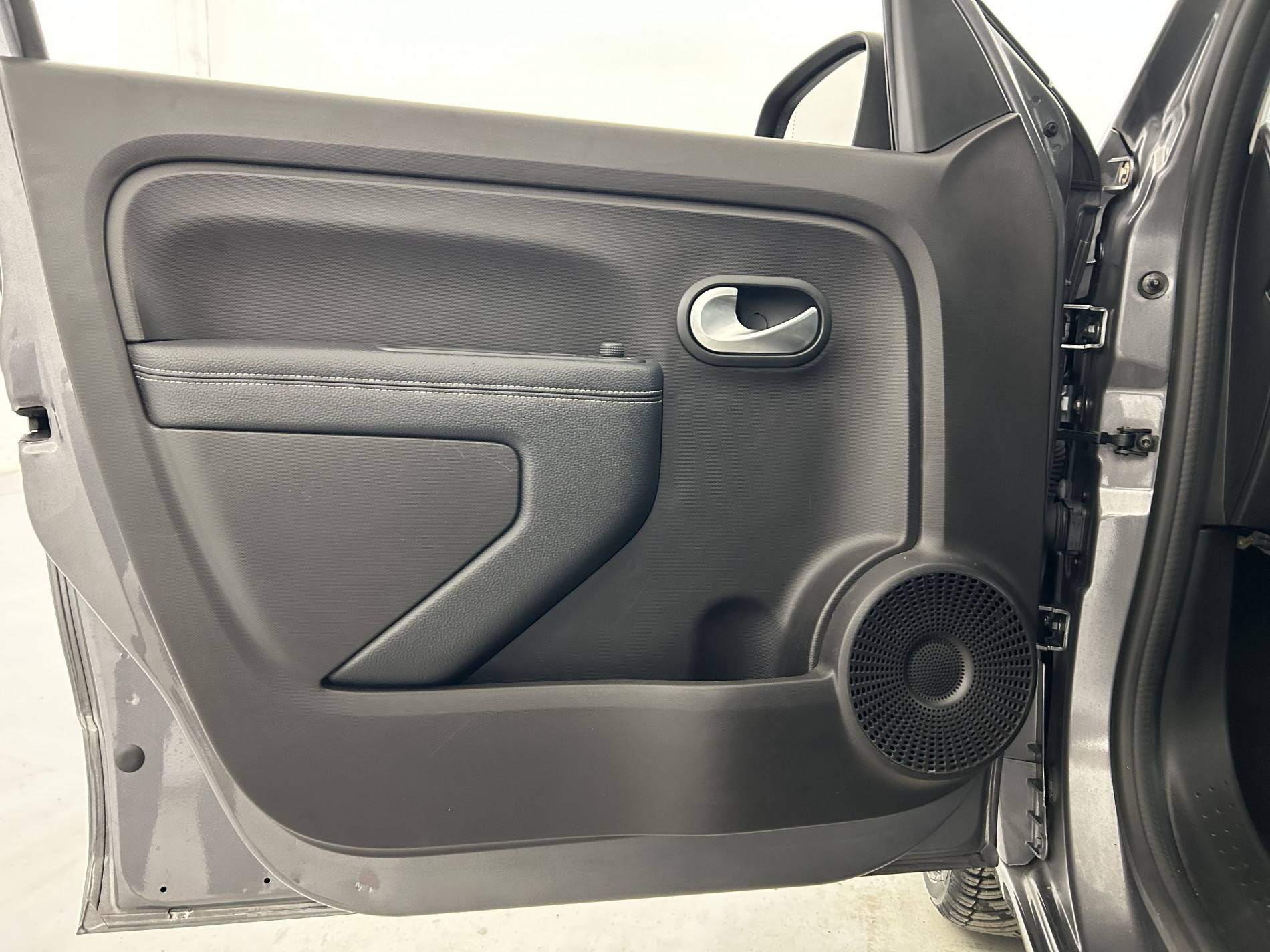 Vente en ligne Renault Twingo 3  SCe 65 au prix de 12 990 €