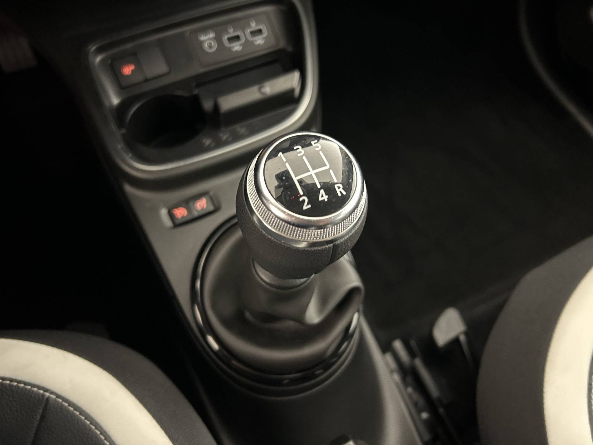 Vente en ligne Renault Twingo 3  SCe 65 au prix de 12 990 €