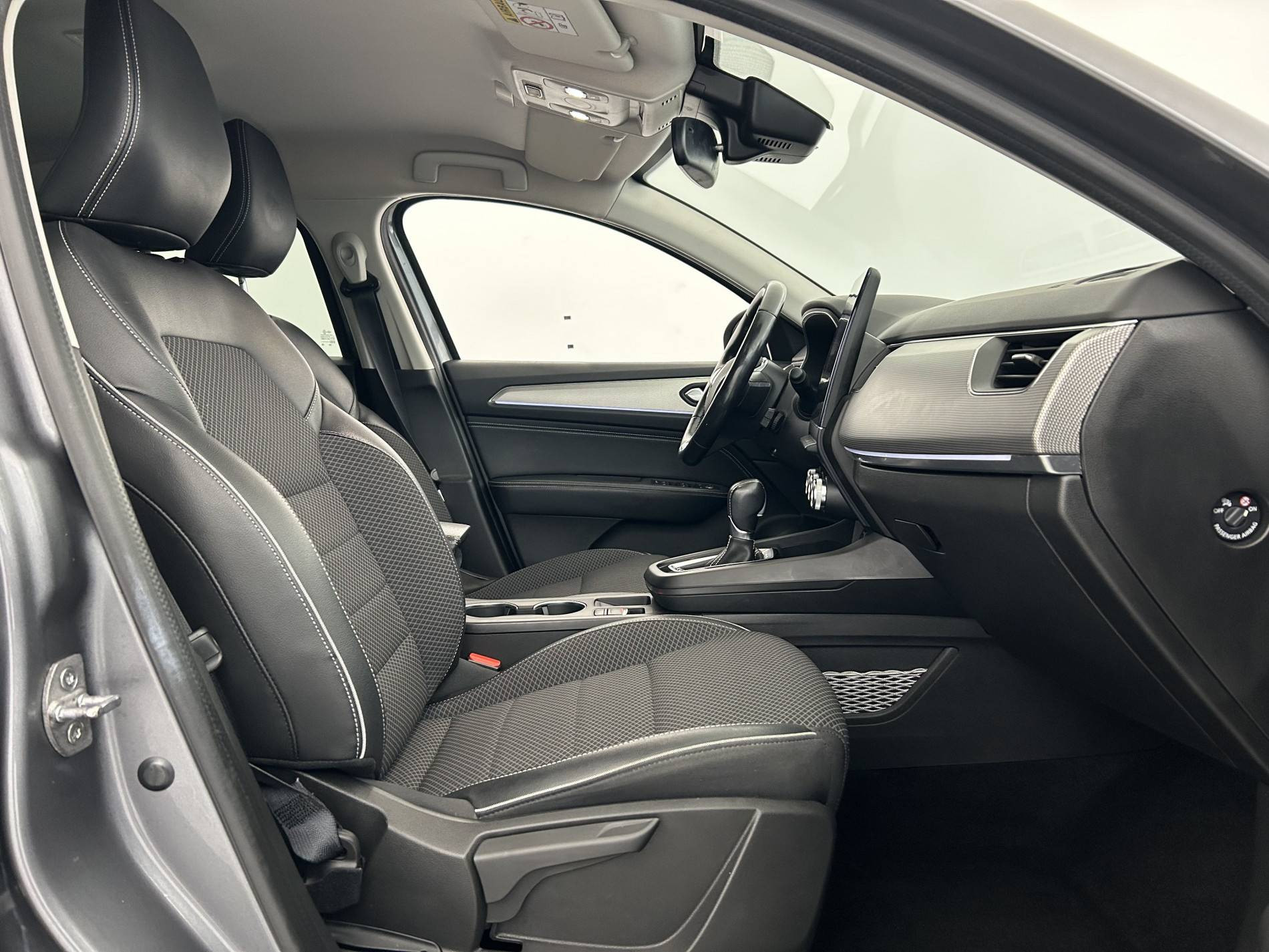 Vente en ligne Renault Arkana  E-Tech 145 - 21B au prix de 18 990 €