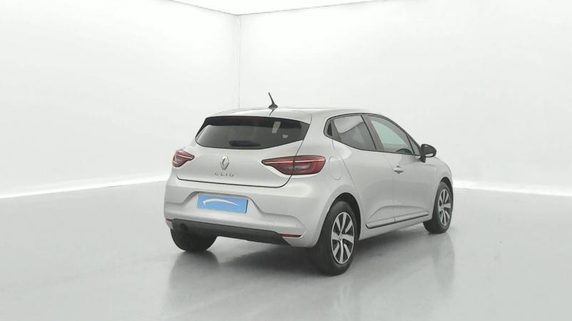 Vente en ligne Renault Clio 5 Clio Blue dCi 100 au prix de 17 490 €