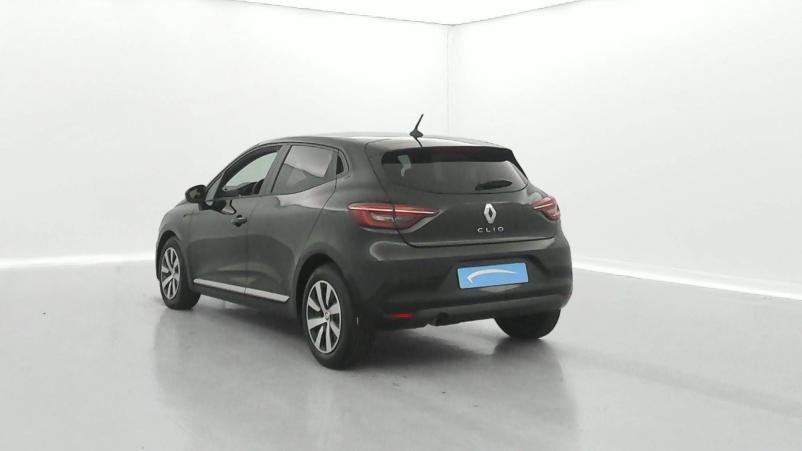 Vente en ligne Renault Clio 5 Clio Blue dCi 100 au prix de 16 900 €