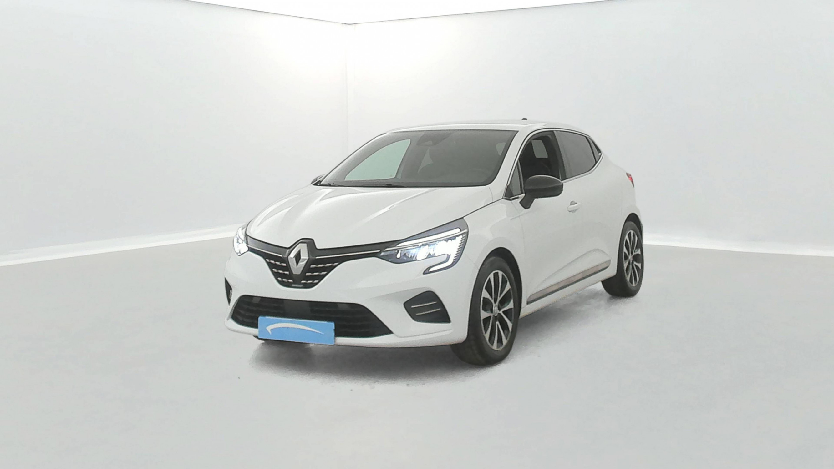Renault Clio 5 Clio E-Tech full hybrid 145 occasion de 2023 en vente à Lorient
