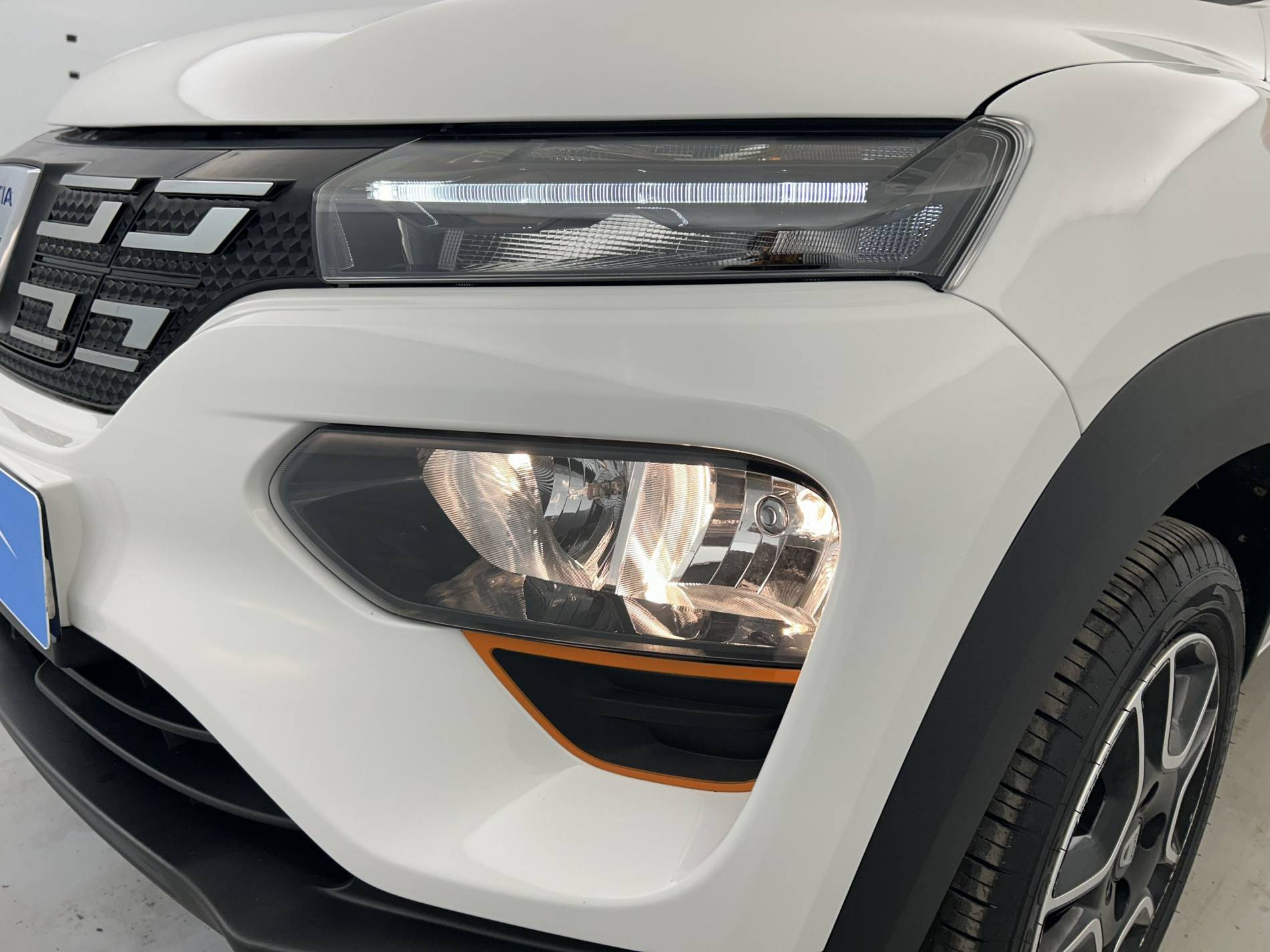 Vente en ligne Dacia Spring  Achat Intégral au prix de 9 990 €