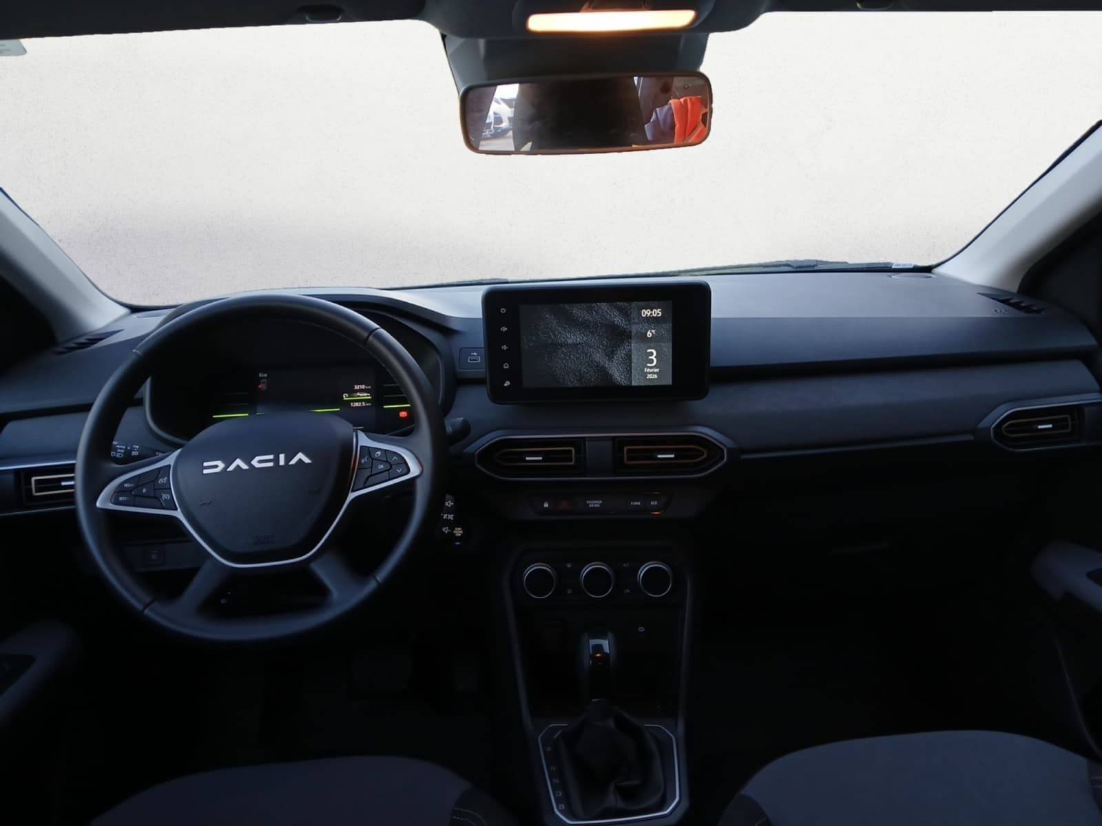 Vente en ligne Dacia Jogger  Hybrid 140 7 places GSR2 au prix de 26 490 €