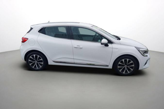 Vente en ligne Renault Clio 5 Clio TCe 90 - 21N au prix de 15 900 €