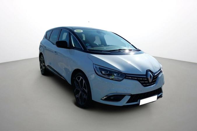 Vente en ligne Renault Grand Scenic 4 Grand Scenic TCe 140 FAP EDC - 21 au prix de 21 900 €