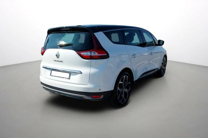 Vente en ligne Renault Grand Scenic 4 Grand Scenic TCe 140 FAP EDC - 21 au prix de 21 900 €