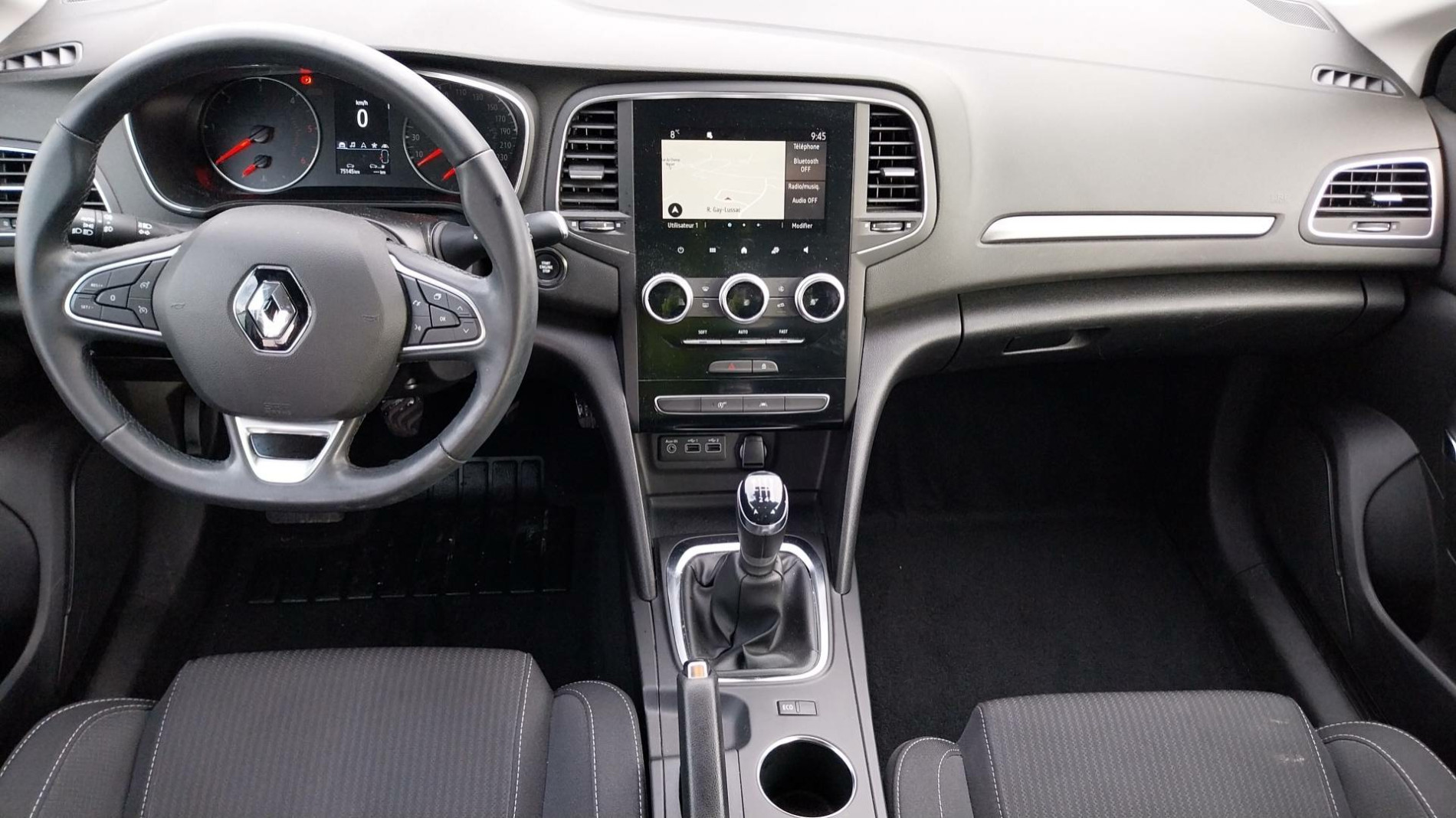 Vente en ligne Renault Megane 4 Mégane IV Berline Blue dCi 115 - 21N au prix de 15 150 €