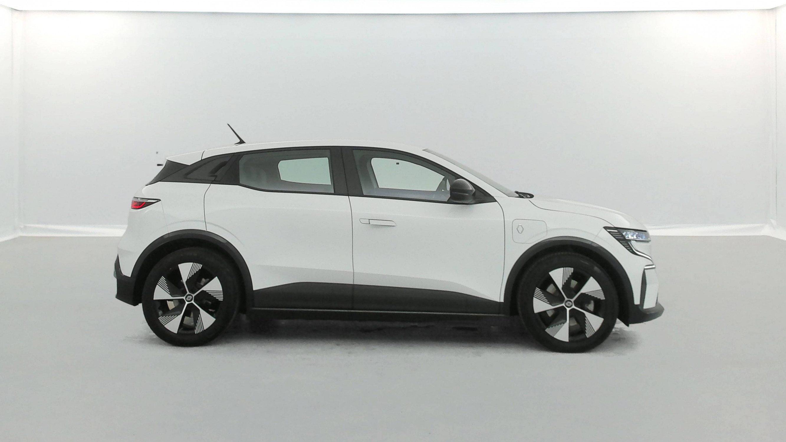 Vente en ligne Renault Megane E-Tech  EV60 220 ch optimum charge au prix de 22 990 €