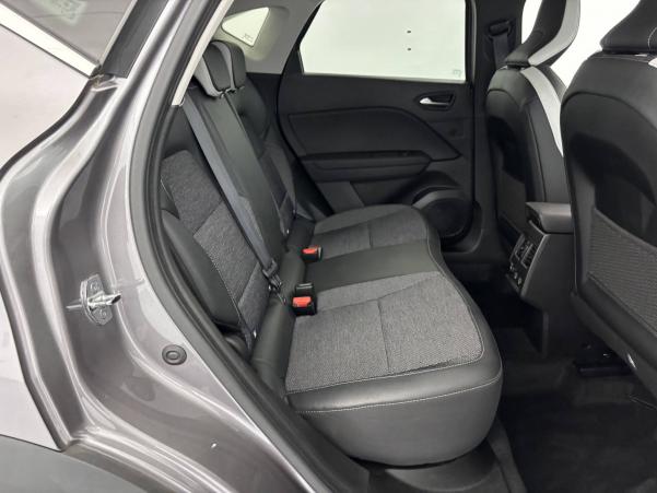 Vente en ligne Renault Captur  TCe 140 - 21 au prix de 17 990 €