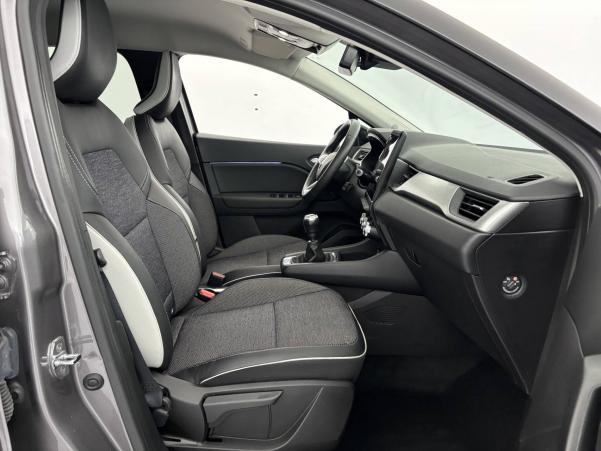 Vente en ligne Renault Captur  TCe 140 - 21 au prix de 17 990 €