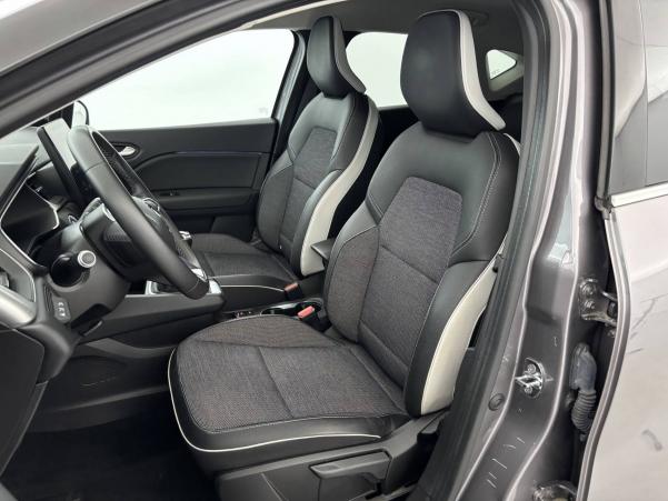 Vente en ligne Renault Captur  TCe 140 - 21 au prix de 17 990 €