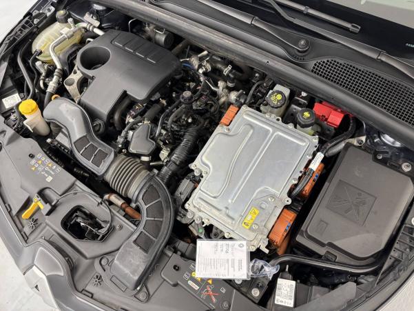 Vente en ligne Renault Clio 5 Clio E-Tech 140 - 21N au prix de 16 490 €