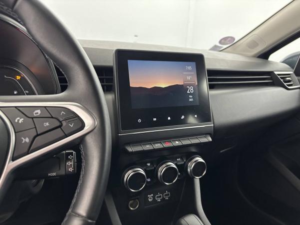 Vente en ligne Renault Clio 5 Clio E-Tech 140 - 21N au prix de 16 490 €