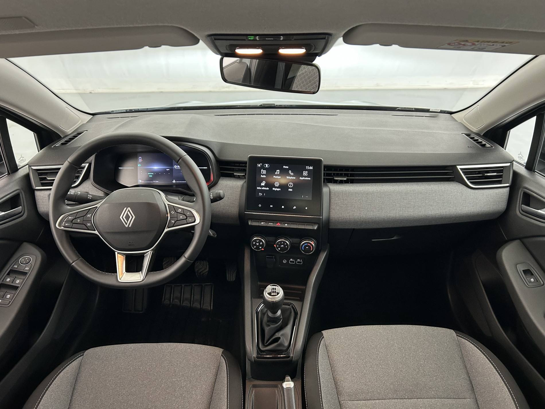 Vente en ligne Renault Clio 5 Clio Blue dCi 100 ch GSR2 au prix de 19 490 €