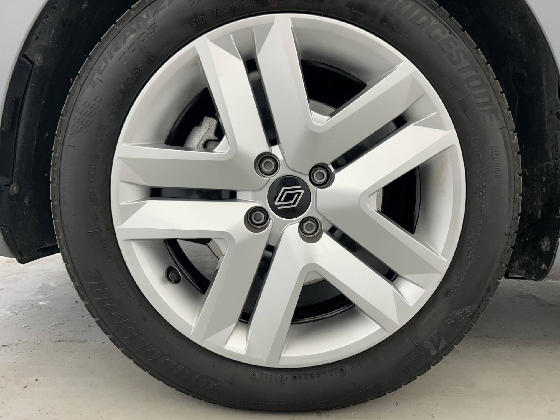 Vente en ligne Renault Clio 5 Clio Blue dCi 100 ch GSR2 au prix de 19 490 €