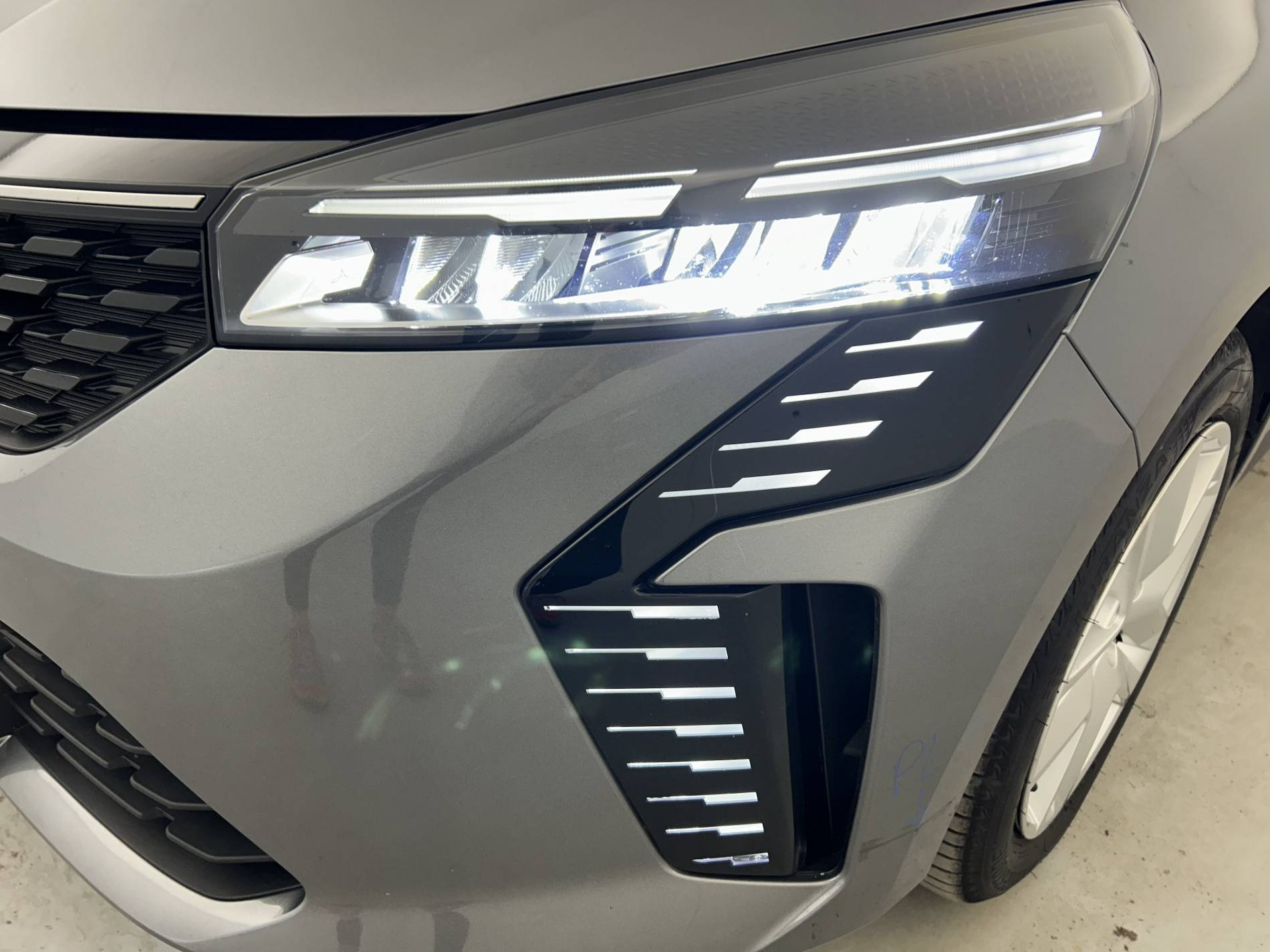 Vente en ligne Renault Clio 5 Clio Blue dCi 100 ch GSR2 au prix de 19 490 €