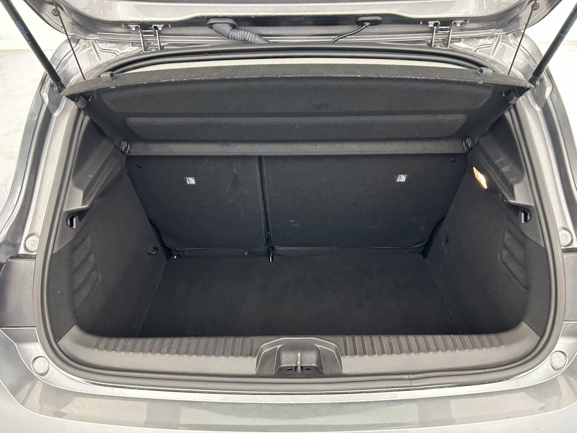 Vente en ligne Renault Clio 5 Clio Blue dCi 100 ch GSR2 au prix de 19 490 €