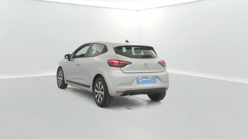 Vente en ligne Renault Clio 5 Clio TCe 90 au prix de 15 990 €