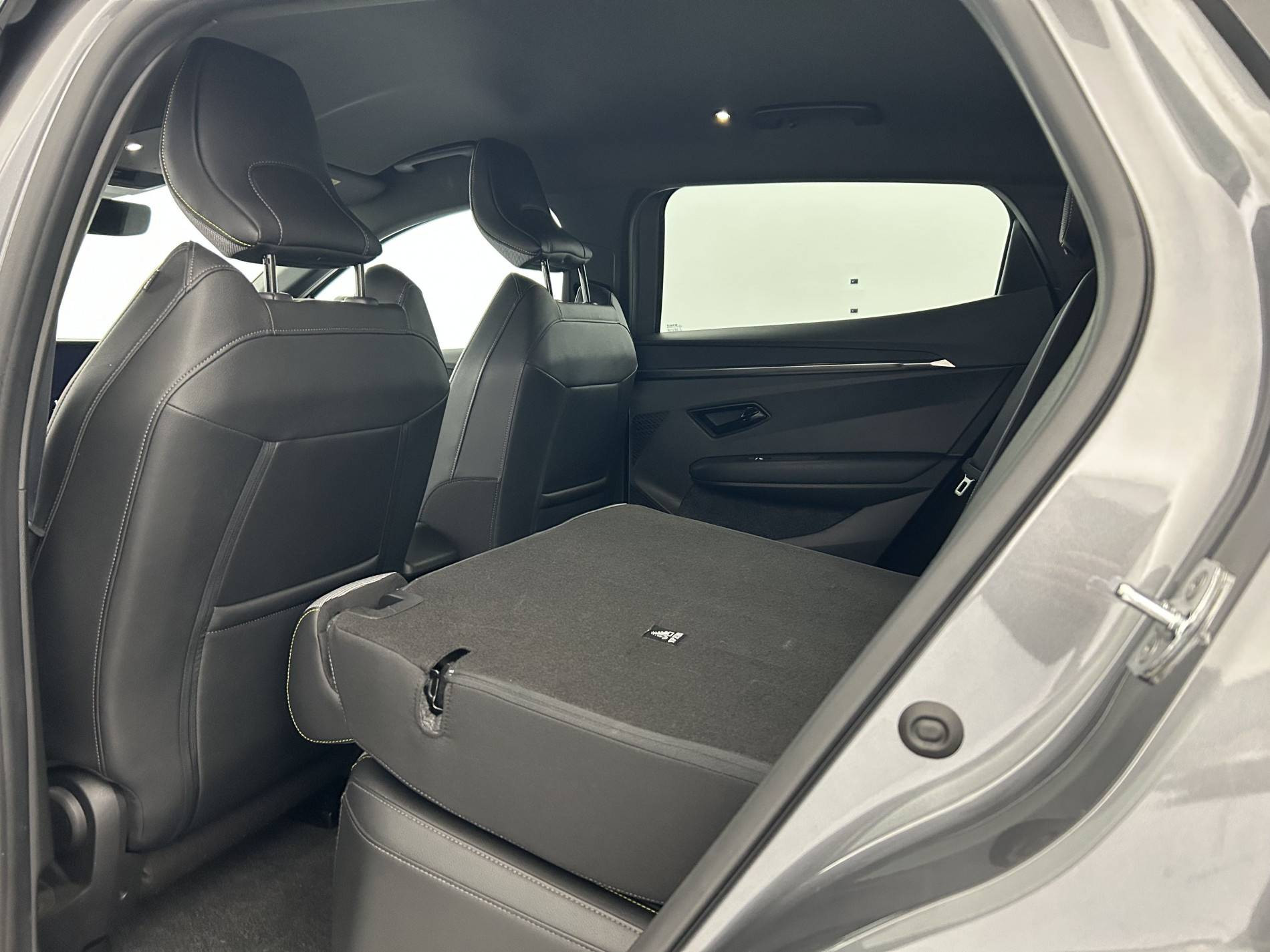 Vente en ligne Renault Megane E-Tech  EV60 220 ch super charge au prix de 23 490 €