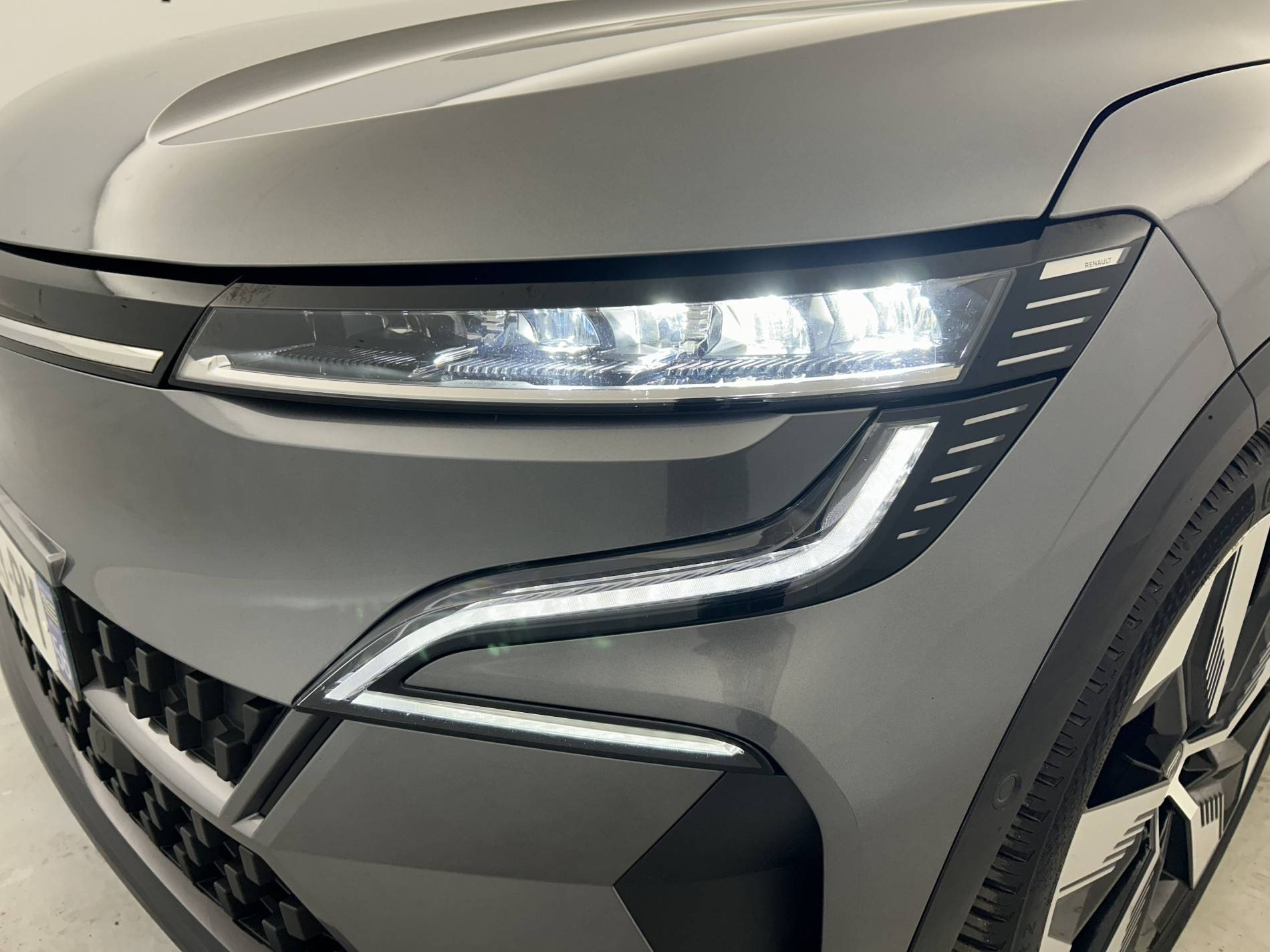 Vente en ligne Renault Megane E-Tech  EV60 220 ch super charge au prix de 23 490 €