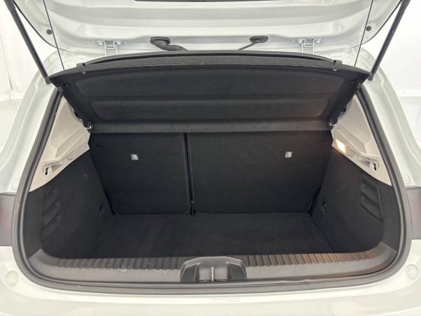 Vente en ligne Renault Clio 5 Clio E-Tech full hybrid 145 au prix de 18 590 €
