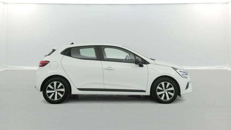 Vente en ligne Renault Clio 5 Clio E-Tech full hybrid 145 au prix de 18 590 €