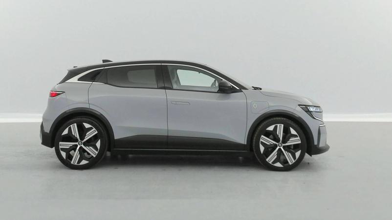 Vente en ligne Renault Megane E-Tech  EV60 220 ch super charge au prix de 26 900 €