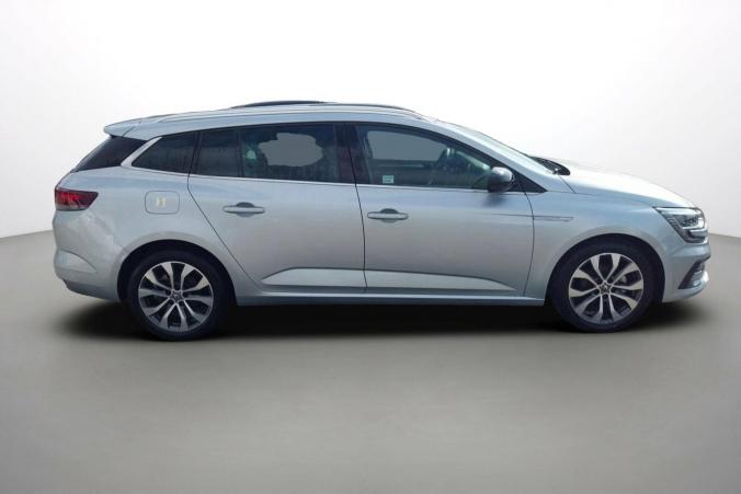 Vente en ligne Renault Megane 4 Estate  Blue dCi 115 EDC au prix de 25 390 €