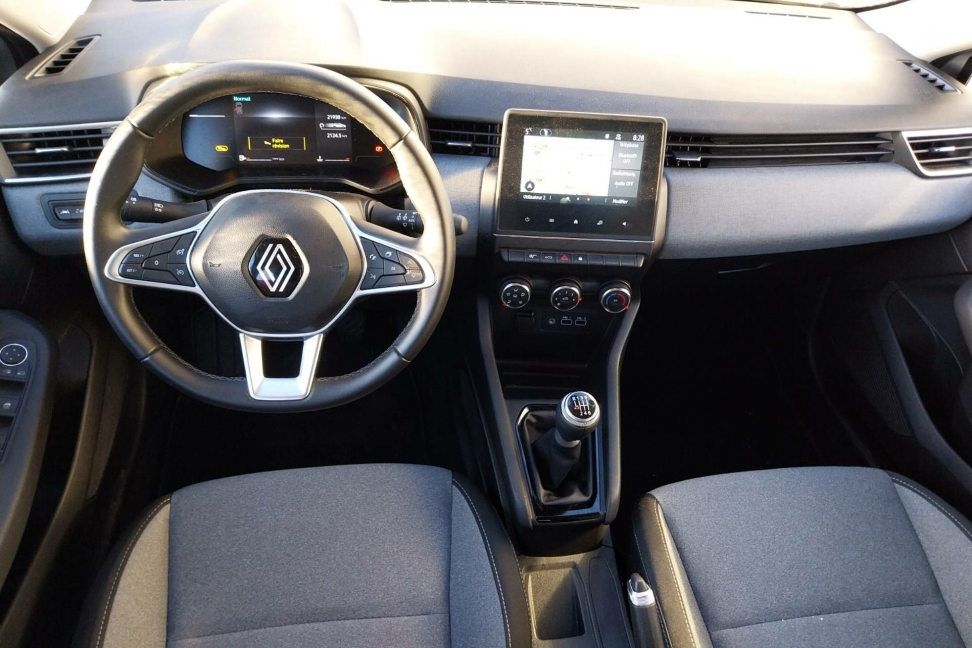 Vente en ligne Renault Clio 5 Clio TCe 90 au prix de 15 990 €