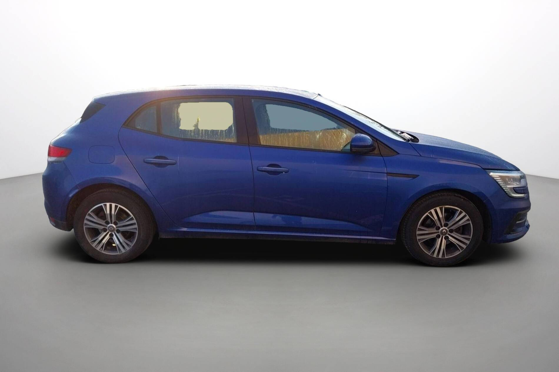 Vente en ligne Renault Megane 4  Blue dCi 115 au prix de 16 490 €