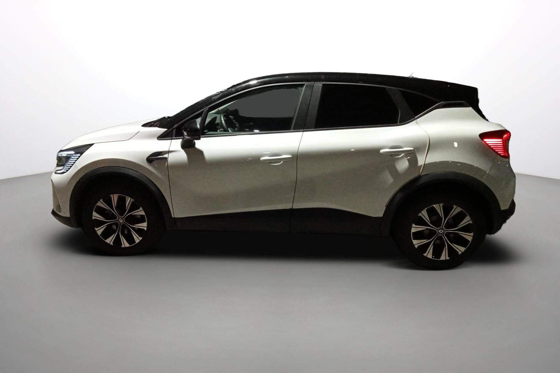 Vente en ligne Renault Captur  E-Tech full hybrid 145 au prix de 20 490 €