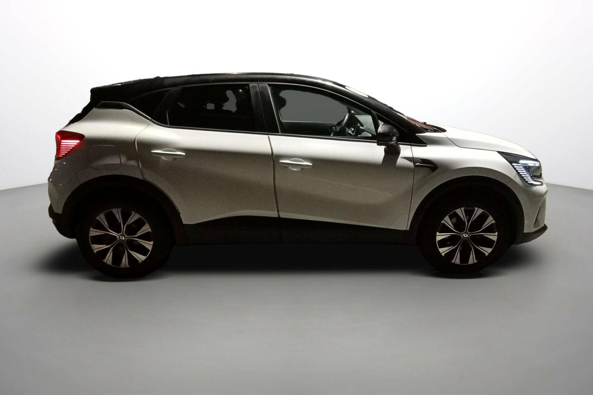 Vente en ligne Renault Captur  E-Tech full hybrid 145 au prix de 20 490 €