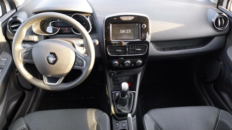 Vente en ligne Renault Clio 4 Clio TCe 90 E6C au prix de 12 990 €