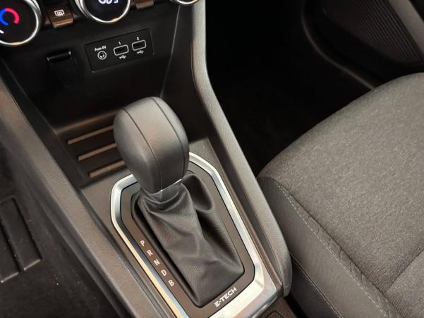 Vente en ligne Renault Clio 5 Clio E-Tech 140 - 21N au prix de 16 500 €