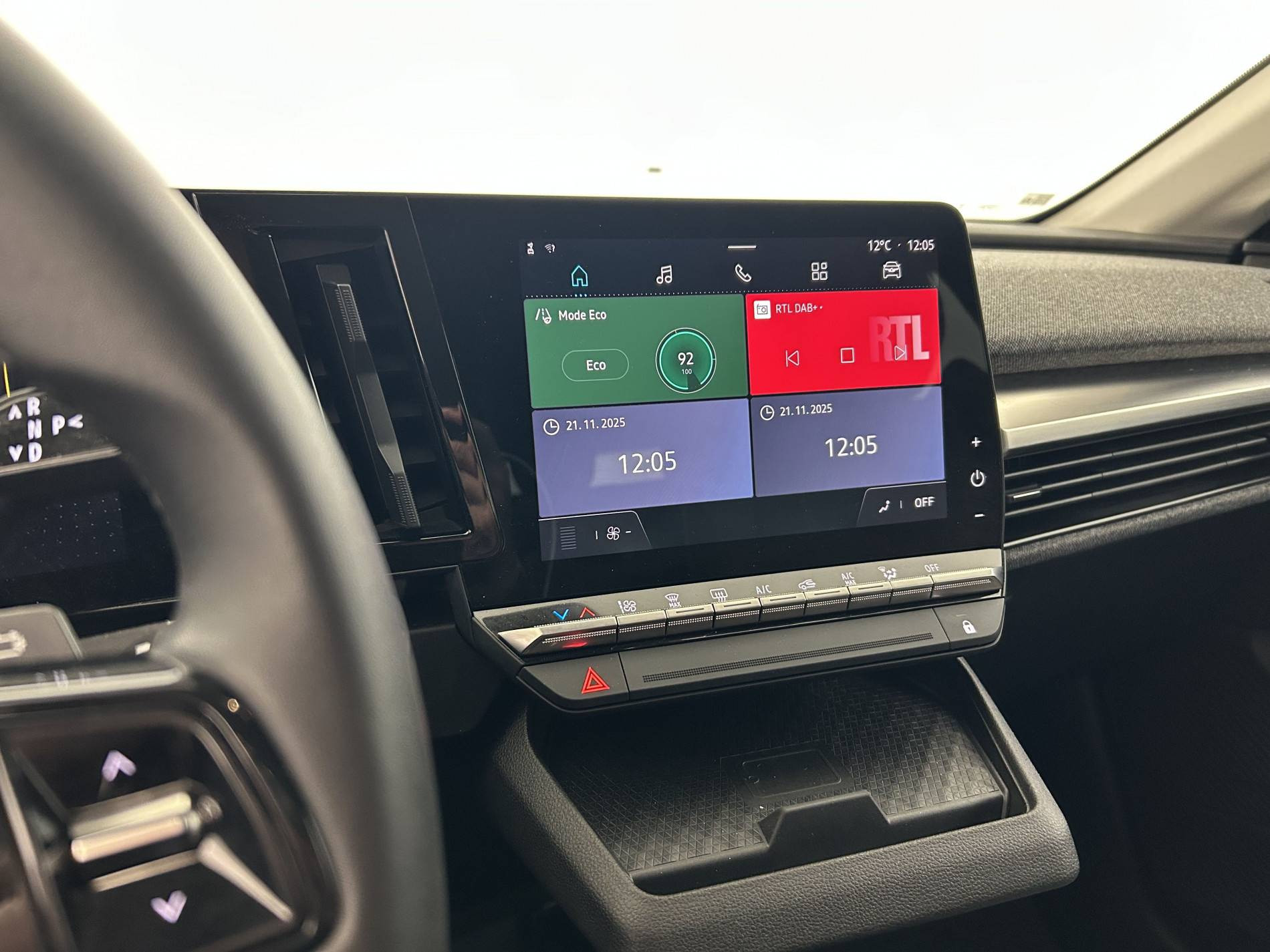 Vente en ligne Renault Megane E-Tech  EV60 220 ch super charge au prix de 21 490 €