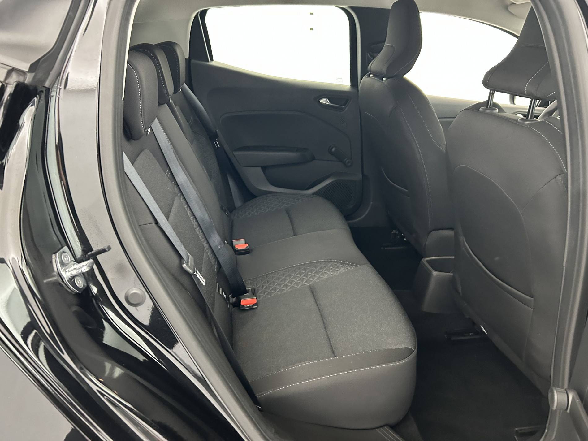 Vente en ligne Renault Clio 5 Clio TCe 100 au prix de 14 490 €