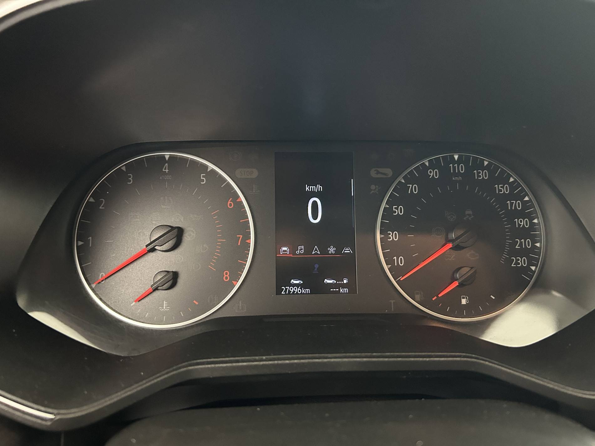 Vente en ligne Renault Clio 5 Clio TCe 100 au prix de 14 490 €