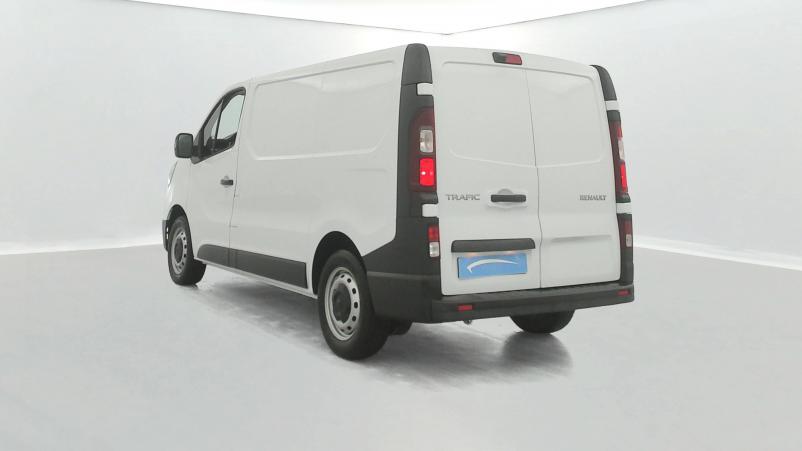 Vente en ligne Renault Trafic 3 Fourgon TRAFIC FGN L1H1 3000 KG BLUE DCI 130 au prix de 24 990 €