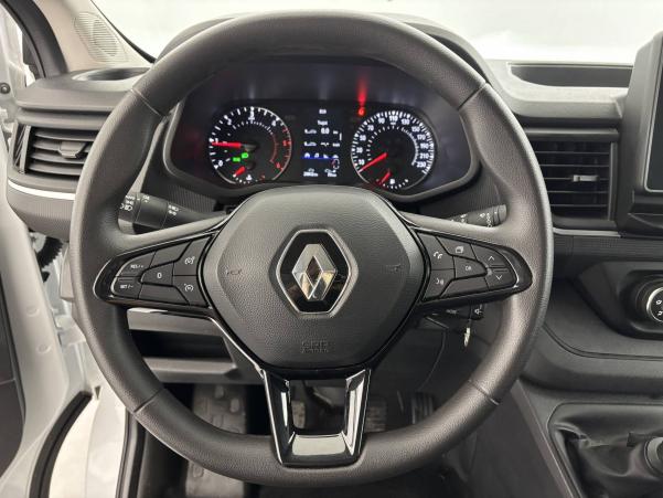 Vente en ligne Renault Trafic 3 Fourgon TRAFIC FGN L1H1 3000 KG BLUE DCI 130 au prix de 24 990 €