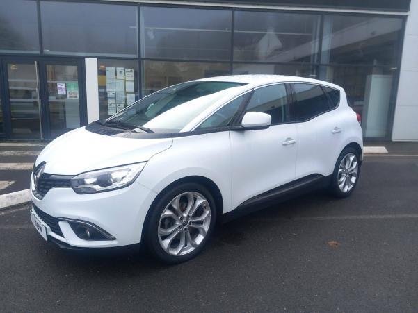 Vente en ligne Renault Scenic 4 Scenic Blue dCi 120 EDC au prix de 16 990 €