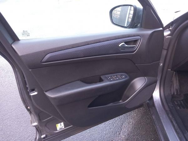 Vente en ligne Renault Arkana  mild hybrid 140 EDC FAP - 22 au prix de 21 990 €