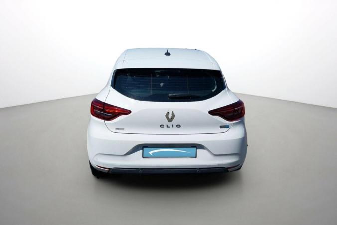 Vente en ligne Renault Clio 5 Clio E-Tech 140 - 21N au prix de 16 790 €